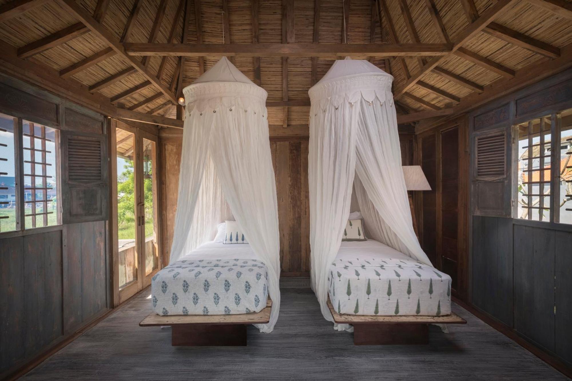 Villa Manggala - 13 Mins Walk To Berawa Beach Canggu Exterior foto