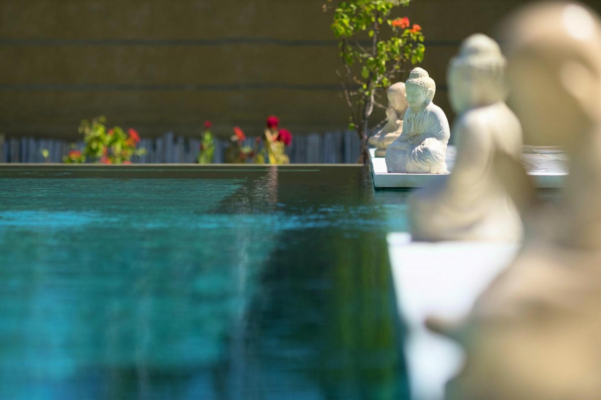 Villa Manggala - 13 Mins Walk To Berawa Beach Canggu Exterior foto